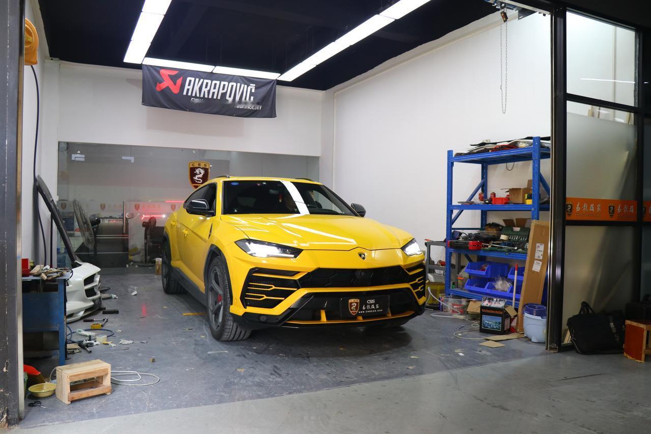 兰博基尼Urus改Topcar大白鲨包围帅吗你们觉得这种风格的SUV改装，