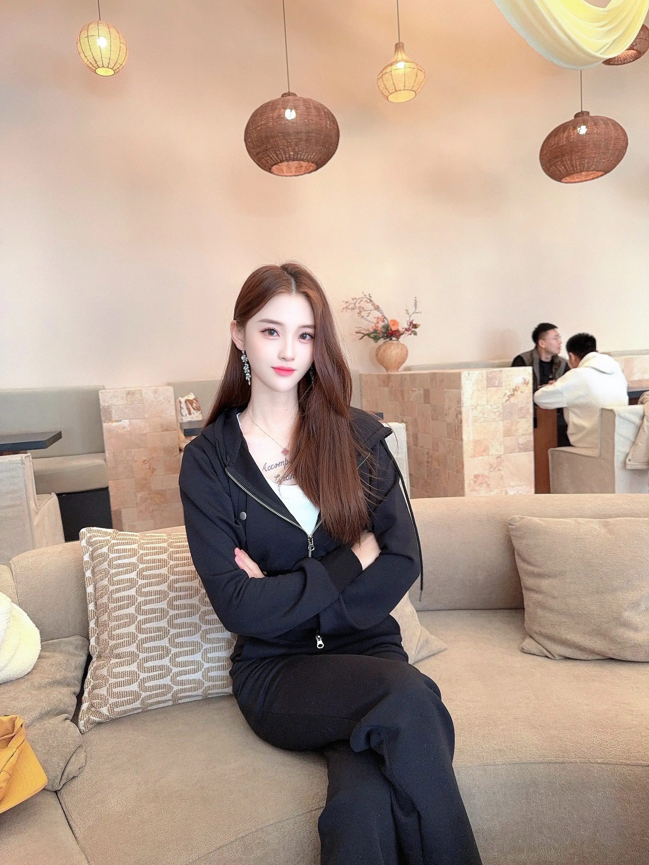 新开的咖啡店太美了吧