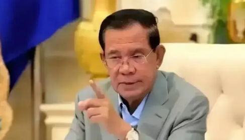 洪森的处境越来越艰难。7月5日，泰国前将领在脸书上发文质疑洪森，说洪森与泰国的关