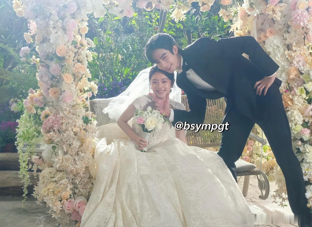 现偶顶流ip了，看看能爆吗？