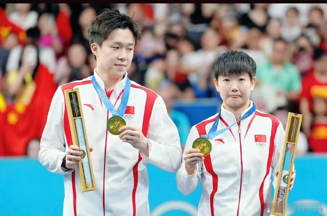 总有一些人说莎头继续打混双就是锁死洛杉矶混双就他们俩!这绝对是错误的，就算莎