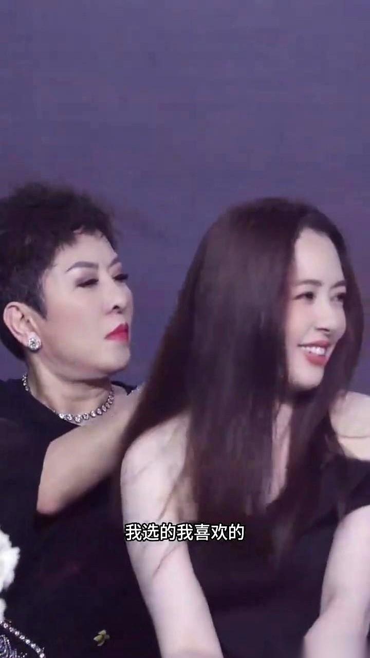 向佐自己都承认了，他妈之前拆散了他好几段感情。就这一句话，我瞬间什么都明白了。