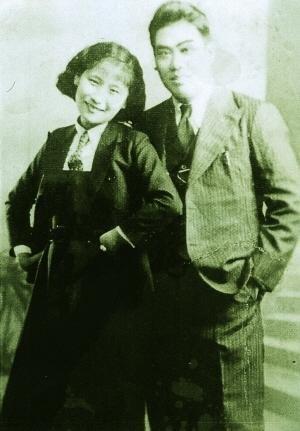 🌞1941年6月，国军少将陈中柱战死后，头颅被日军割下带走。陈中柱的妻子，