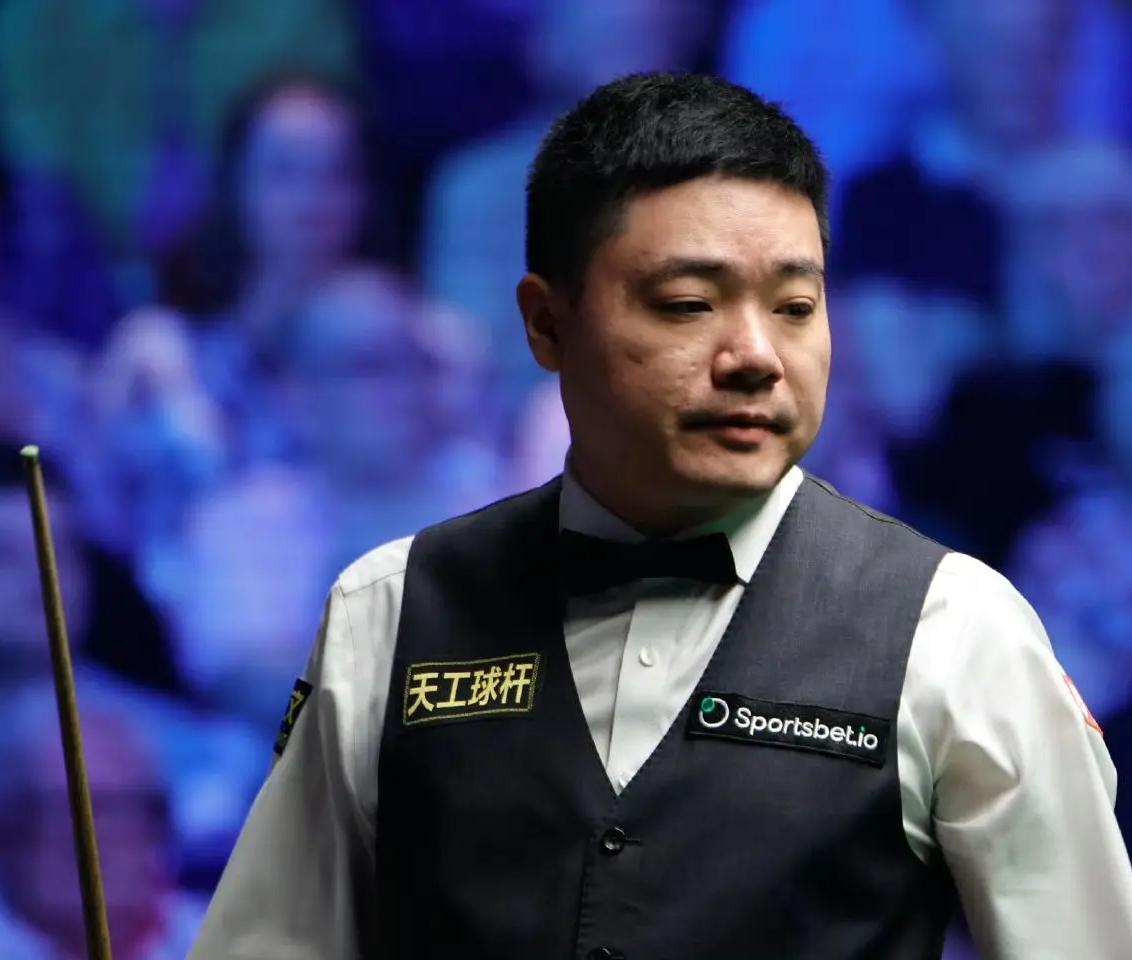 时过境迁，丁俊晖心魔作祟，3-5不敌霍师傅，再现一轮游！斯诺克香