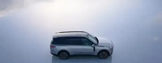 这就是赤裸裸的现实！1.丰田卖出100万辆车，用了12年；2.特斯拉卖出