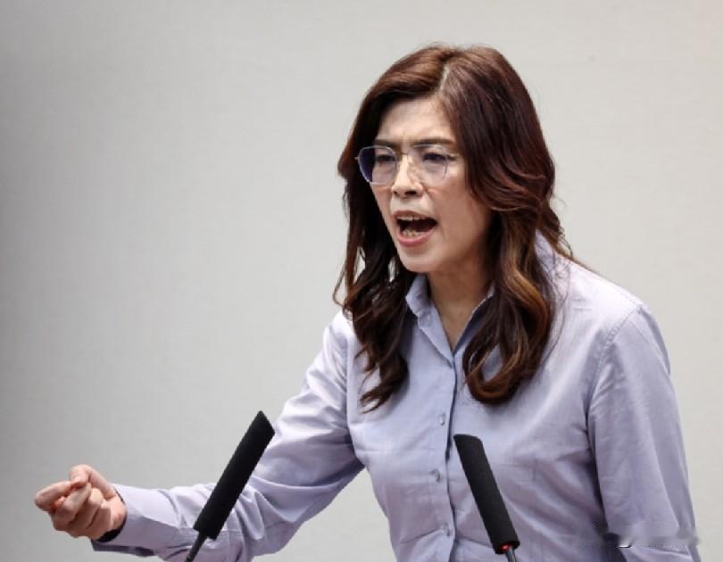 陈其迈宣称投柯志恩就是支持郑丽文！就在9月30日，柯志恩指出赖清德与陈其迈有输不