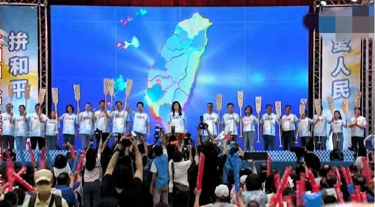 朱立伦没来。这四个字，比全代会现场任何一句口号都更值得盯。吴伯雄身体已经很虚弱，