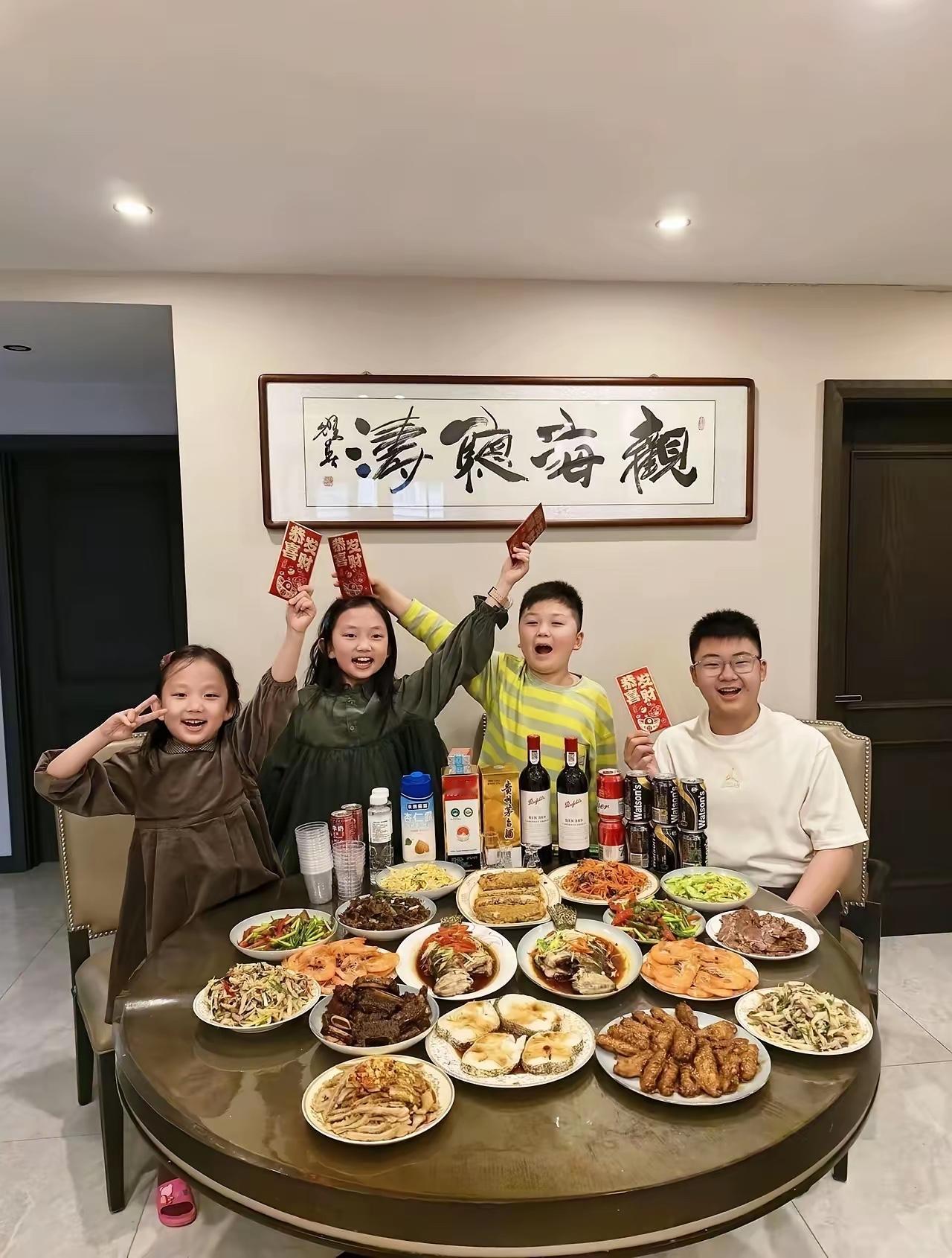 天龙八部最大的遗憾莫过于慕容复一生追求的理想，是段誉一出生就拥有的。而段誉追求