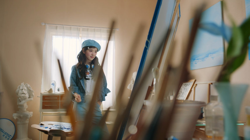 章若楠真维斯甜度超标谁能拒绝章若楠的治愈系甜度！干净澄澈的气质，灵动自然的神态，