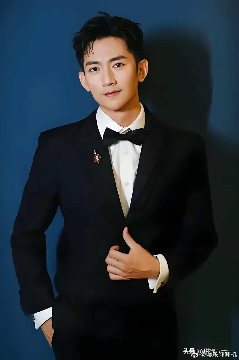 电视剧《我们的河山》最出彩的，​不是饰演男主庄埼风的王雷，​也不是饰演女主王彧的