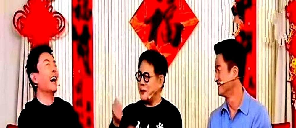 吴京把7亿大片合同递过去，谢苗当面扭头就走，所有人都骂他傻。吴京监制，袁和