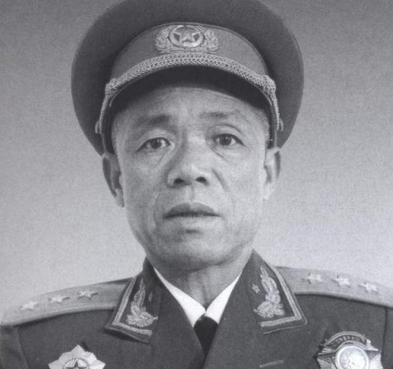 三位开国上将复出，没办法安排职务，韩先楚：来福州，我欢迎你们“1973年3月的