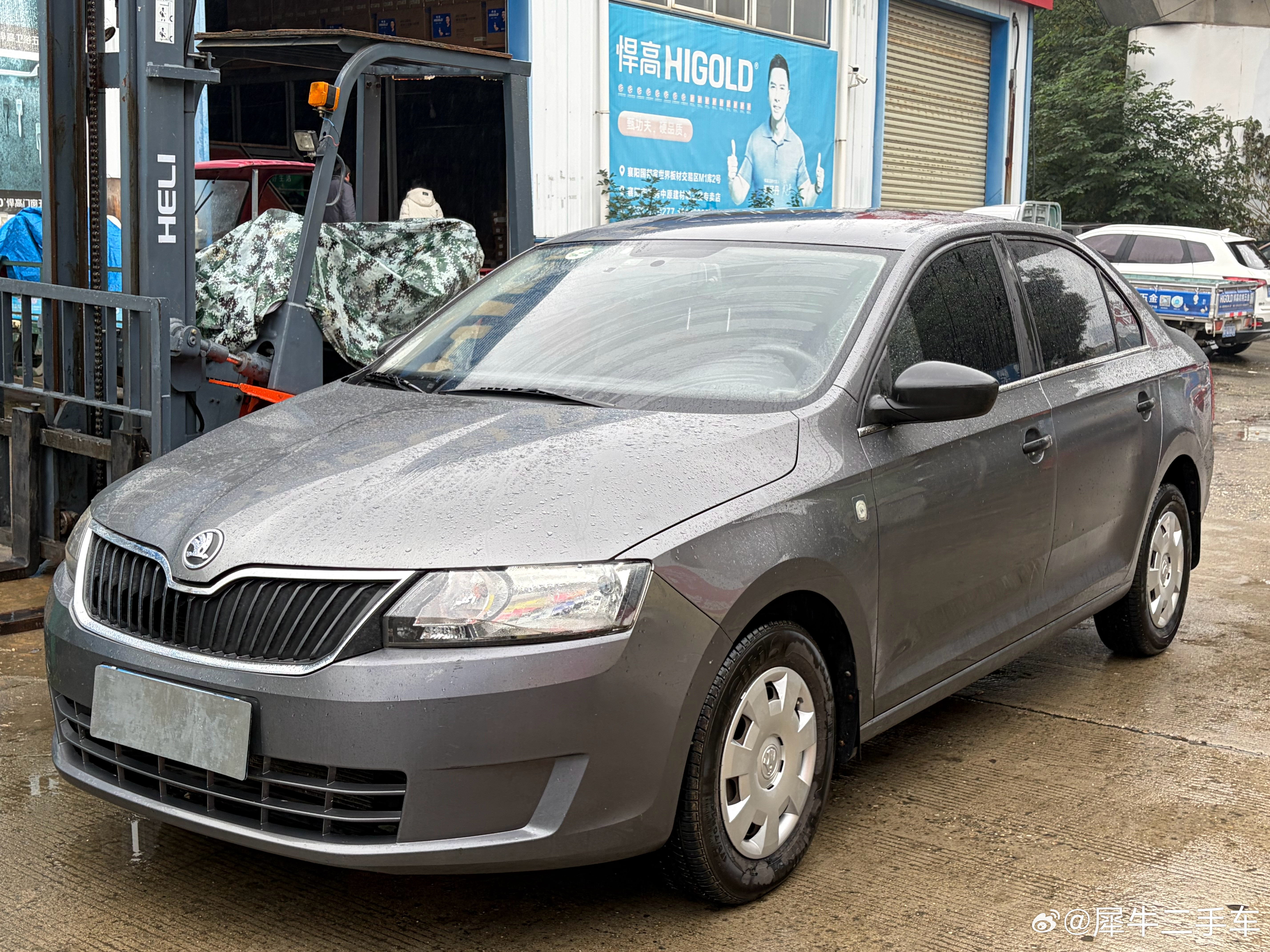 斯柯达昕锐上个图洗了个车换了新的脚垫贴了新的太阳膜基本OK了​​​