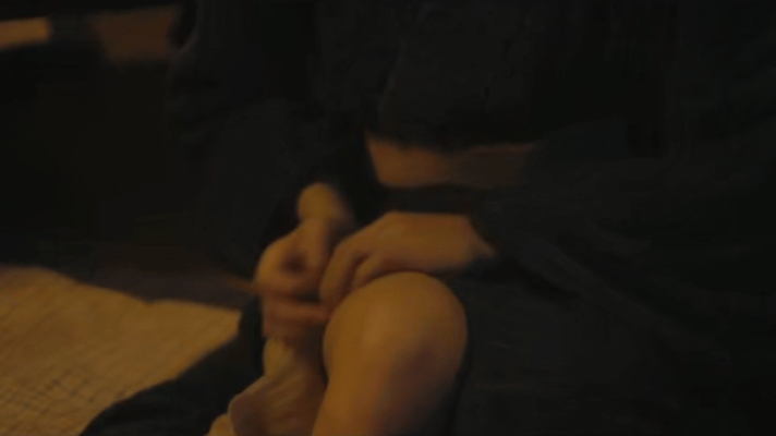 春夏新剧一个眼神从厌恶到关心看《人生若如初见》被春夏的演技震撼！菽红被欺负时眼