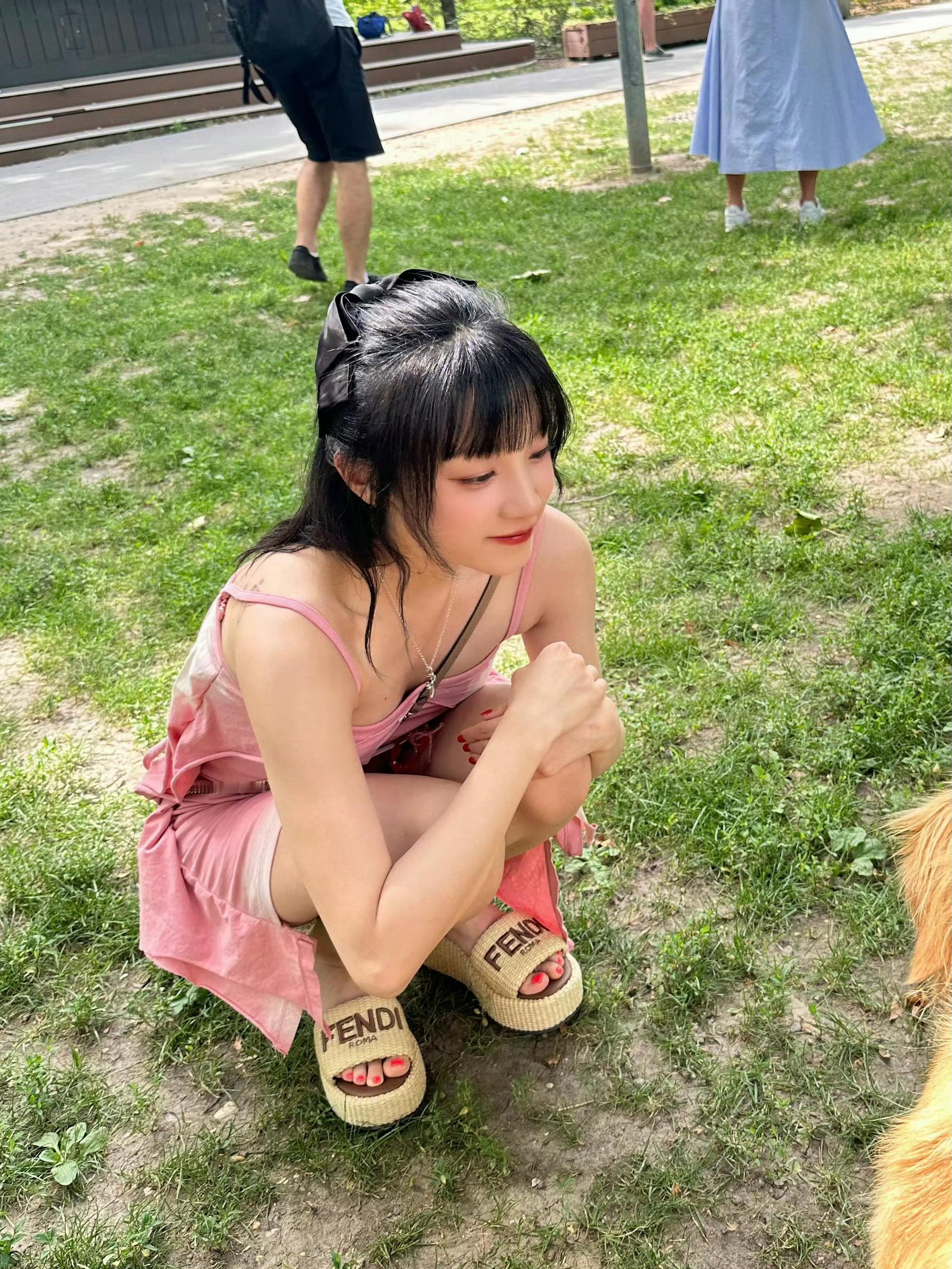 性感的宋雨琦弟弟