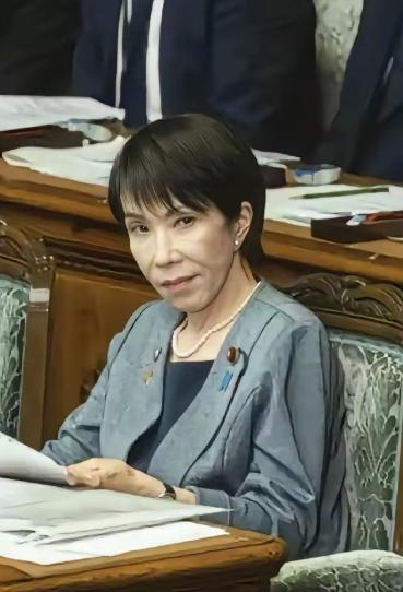 一位在华日本人曾表示："虽然中日看上去差距悬殊，但日本仍然敢'叫嚣'中国，因为日