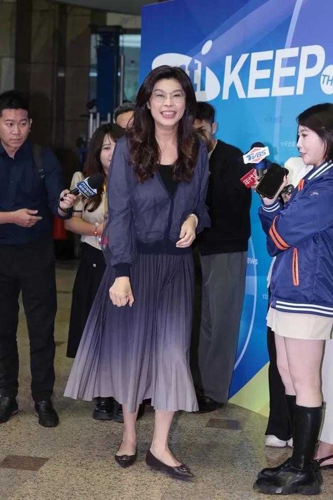 陆委会质疑九二共识通到哪郑丽文怒斥陆委会主委邱垂政则说九二共识「通关密码