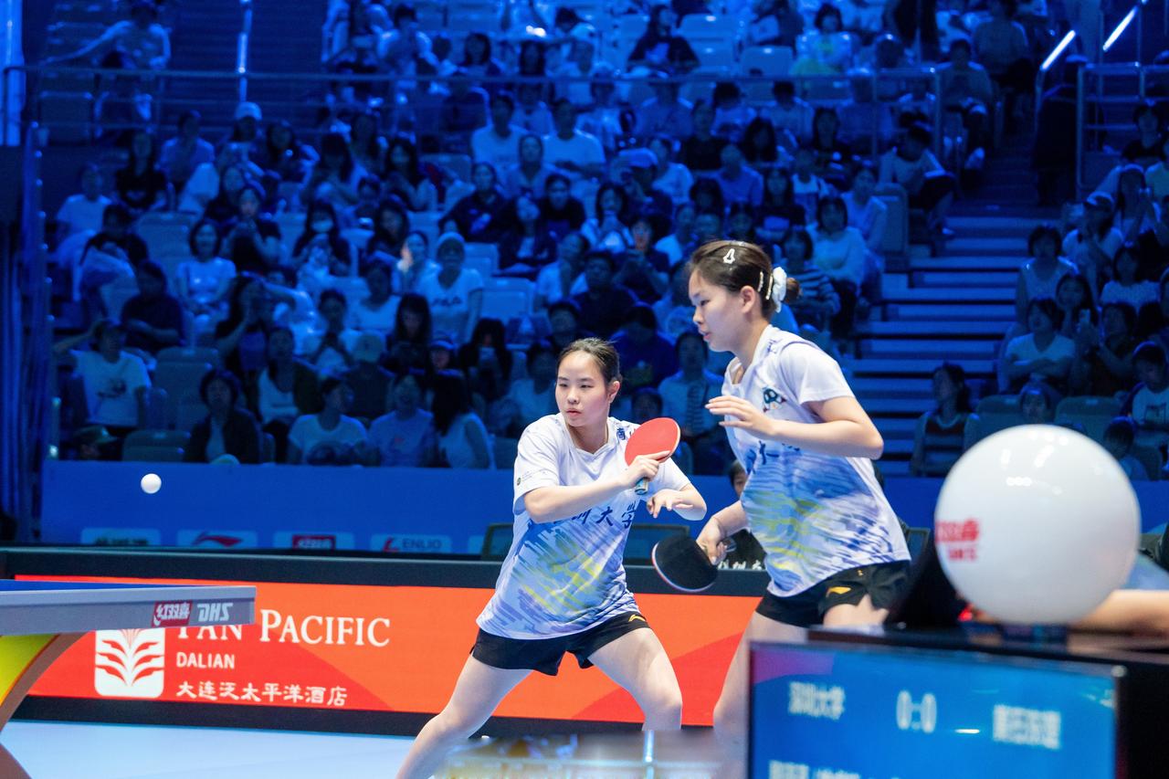 8-4！深大“幼儿园”逆风翻盘，18岁小将扛起大旗！2026乒超雄安站女团单循