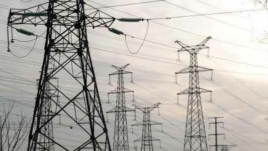 中国变压器太给力！有个权威机构叫国际能源署，最近发了份报告，说等到2030年，全