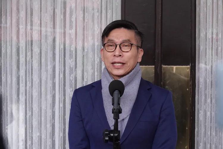 柯文哲赴立院与柯建铭“单独碰面”钟佳滨：暗示进入“后黄国昌时代”针对民