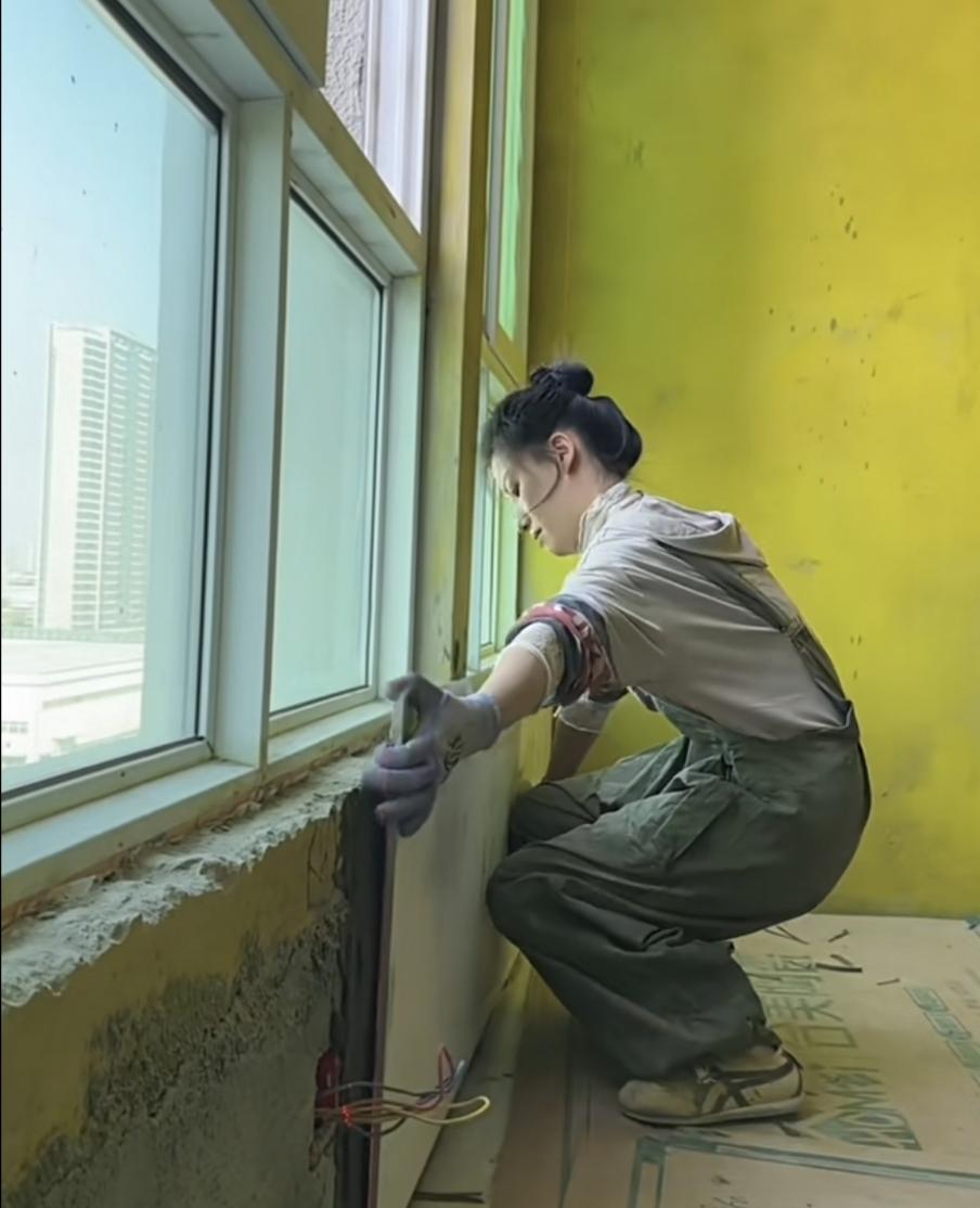 女人真正的美是什么样的？“装修西施”！人美技术好！谁娶回家旺谁！