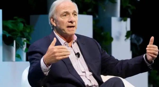 金融圈“预言家”达利欧，就是那个精准预判次贷危机、从没失过手的桥水基金前掌门，最