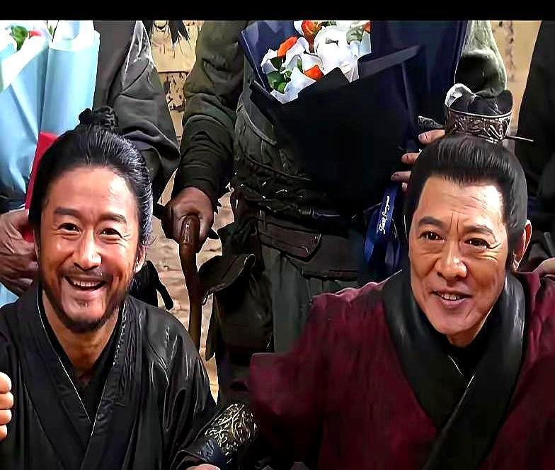 20亿票房生死线，吴京这次输不起。2026年春节档，沈腾的《飞驰人生3》已