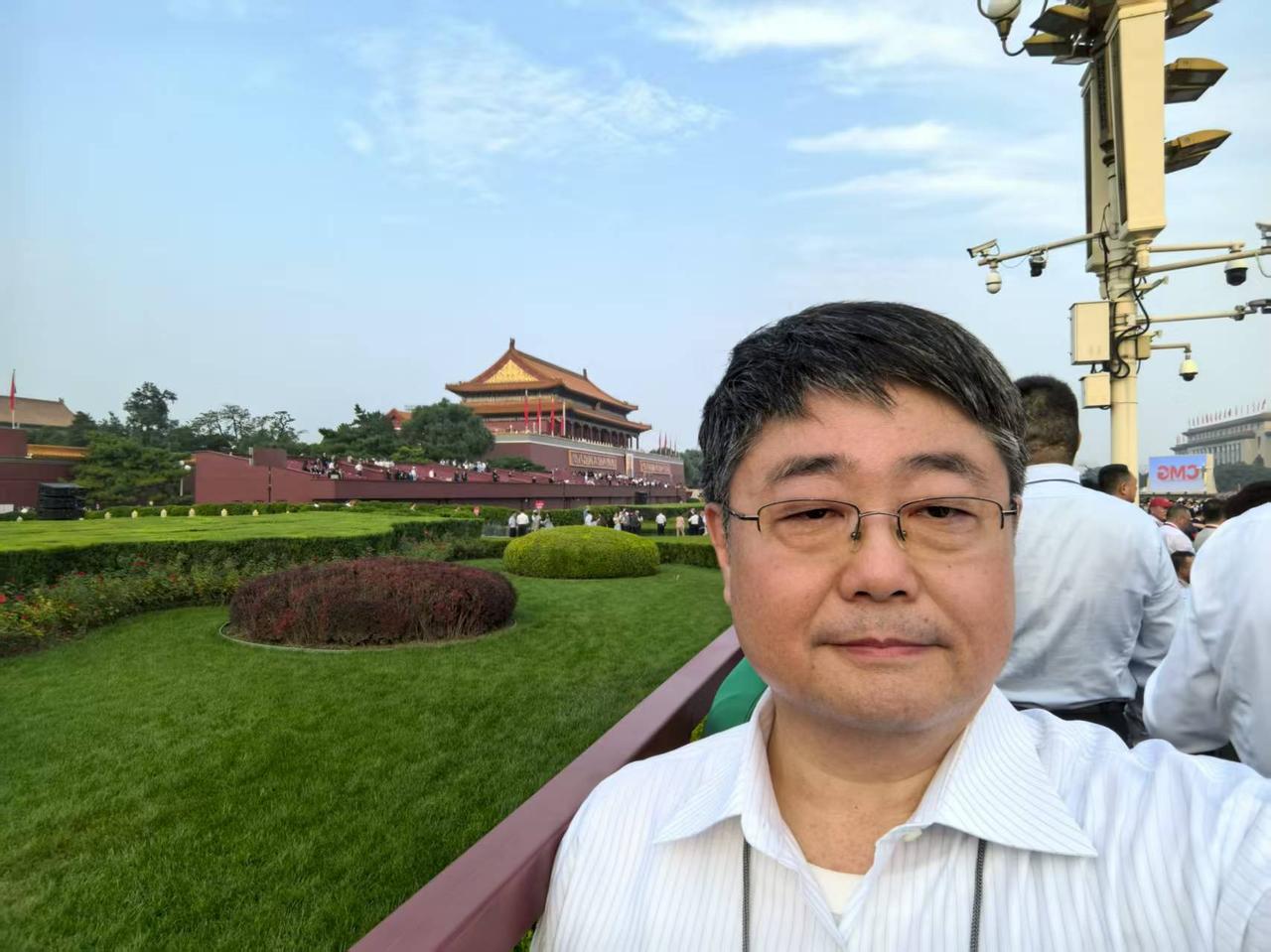 台湾“小舰长”吕礼诗开炮：吃饭砸锅的不只有蔡康永，王伟忠也是；赵少康也在帮沈伯洋