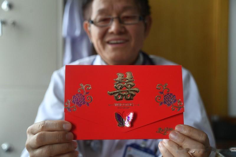 有人发出一个让人深思的问题：快过年了，很多人都知道，有一些亲戚喜欢给单身的人