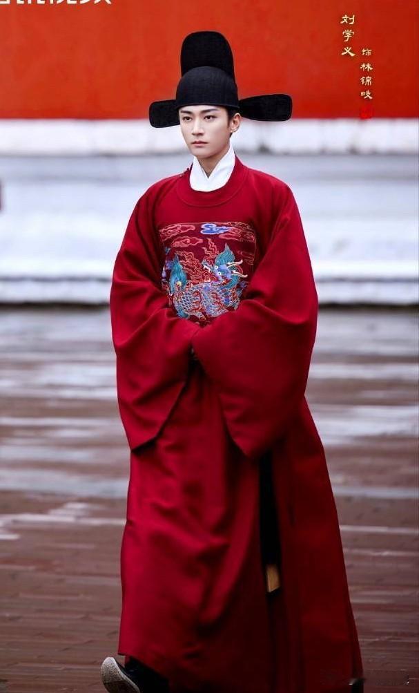 古装剧《兰香如故》为什么热度居高不下，受到这么多观众追捧？《兰香如故》没有走无