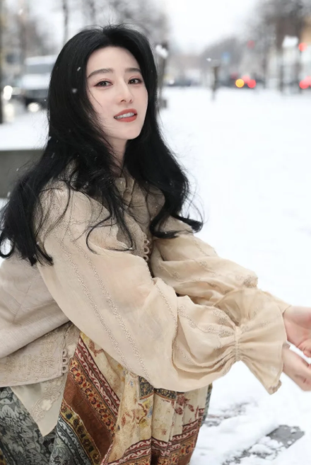 岁月从不败美人太好看了