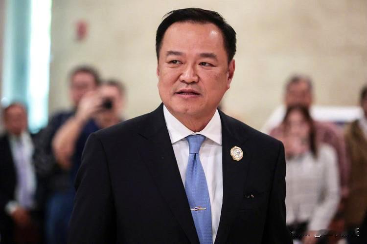泰国总理阿努廷就柬埔寨参议院议长洪森在脸书上发文称“从未要求任何人开放边境口岸，