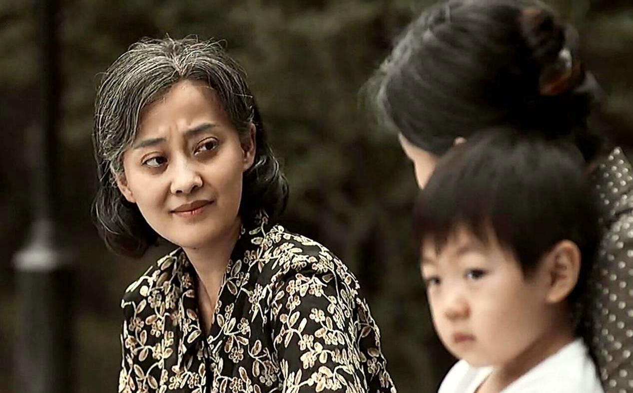 **痛点：**你真以为看懂了《父母爱情》？网络疯传的“王海洋娶江亚宁”瞬间击