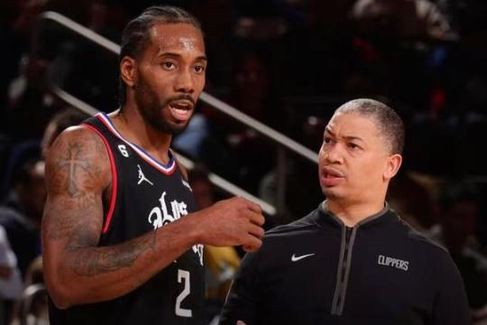 可能因为是大龄新秀吧，船管思路还是很明确的，靠后的签基本都选大龄即战力型，没去选