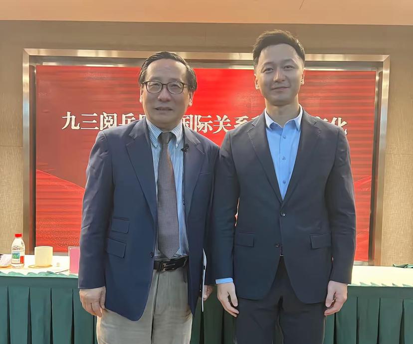 今天刷到一段逆天言论，直接把我看愣了。高志凯拿甲午海战当警钟，痛斥间谍渗透。