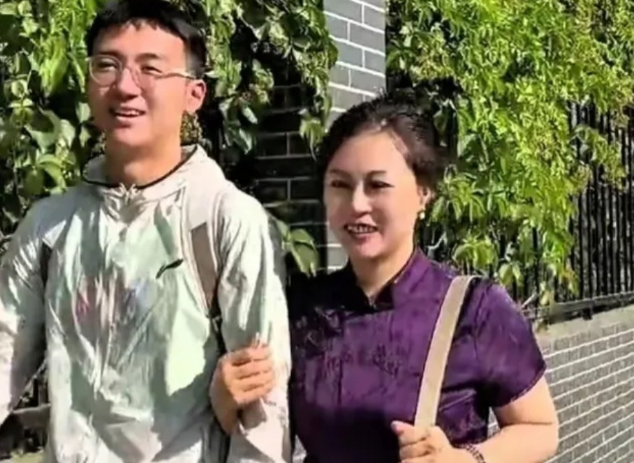 爆！已故笑星高秀敏家族再传捷报！女儿李萱（本名李宣）之子刘子天高考斩获662分高