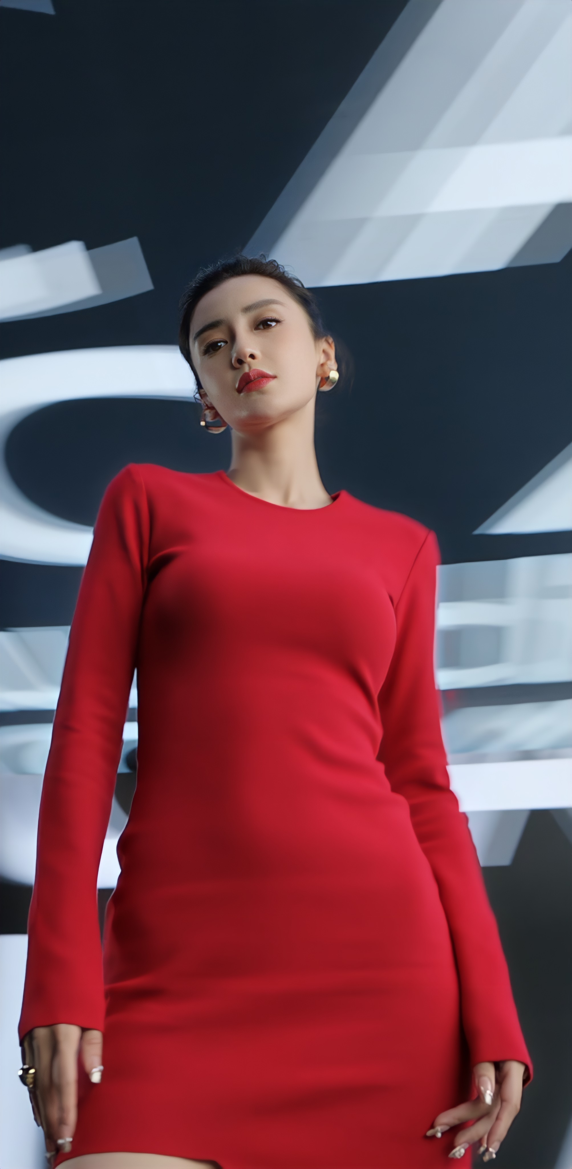 发一组红色的Angelababy鼻姐圣诞快乐🎄🎅