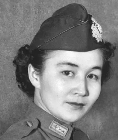1950年，被抓的军统特务罗炳乾，他供出了一名仍然在潜伏的女特务，希望以此能够戴