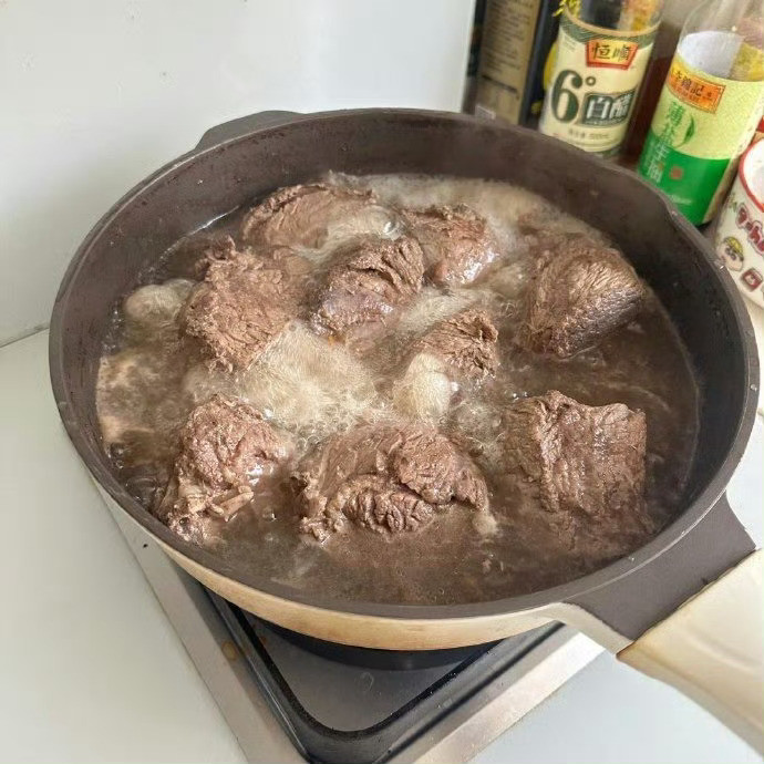 做副业摆摊卖牛肉面没人买