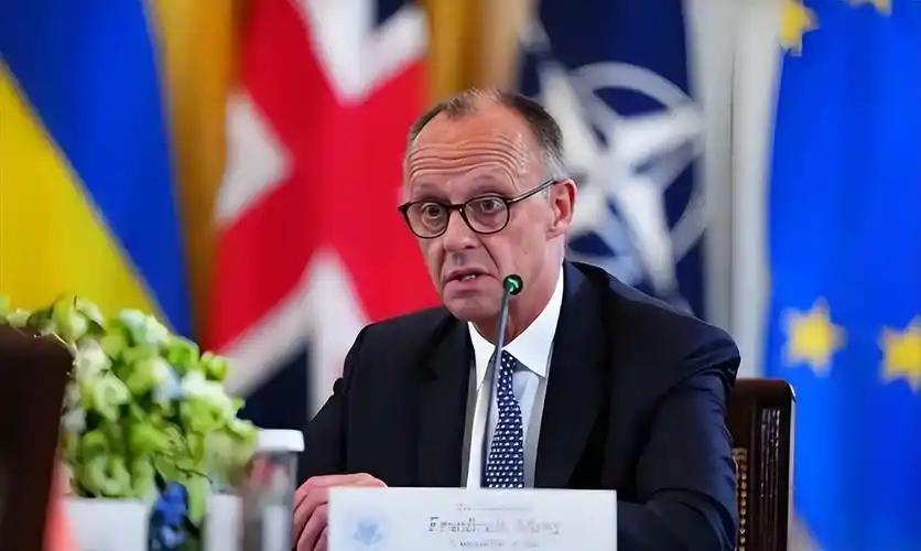 欧盟耐心耗尽！默茨放狠话：敢否决900亿，就掐断匈牙利经济命脉。欧盟对匈