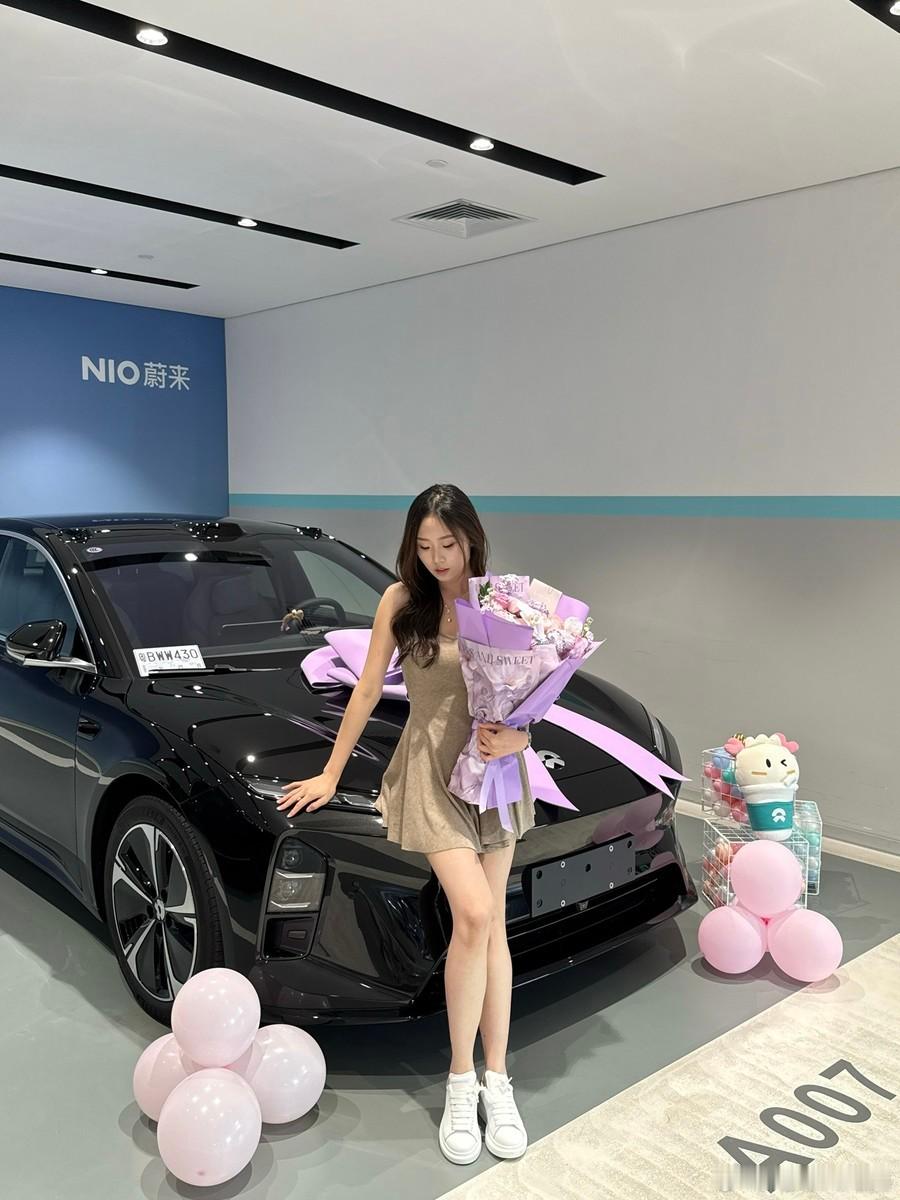 💜🎀喜提黑武士et5t正式开启蔚来之旅蔚来无限可期～从试驾到提车全程服务