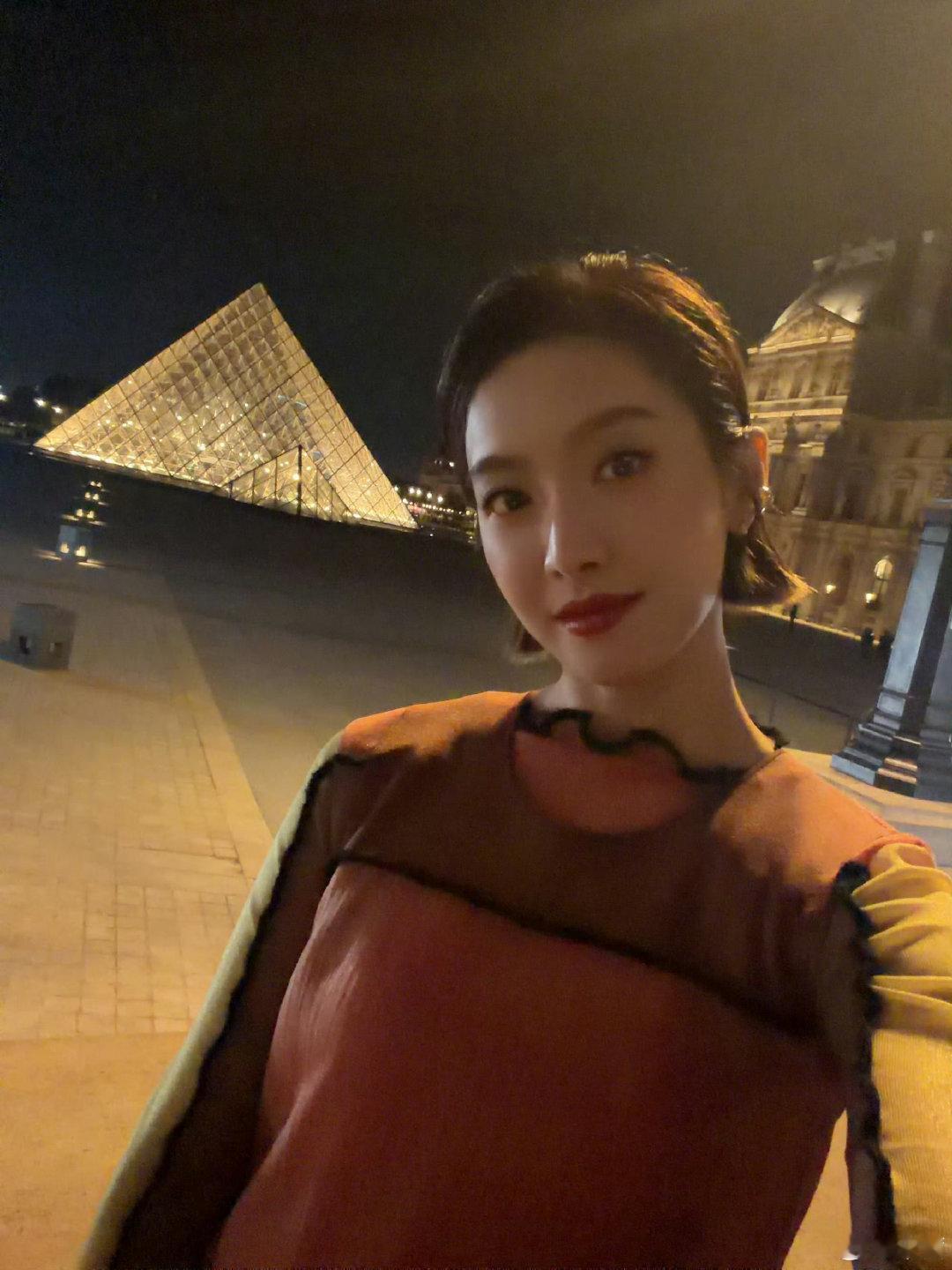 宋茜✘LV大秀#宋茜Victoria女王##宋茜卢昱晓LV造型##宋茜#​