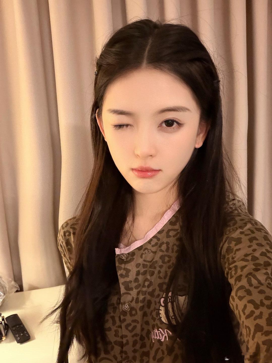 平安夜🧑🎄(我的新睡衣好喜欢！)