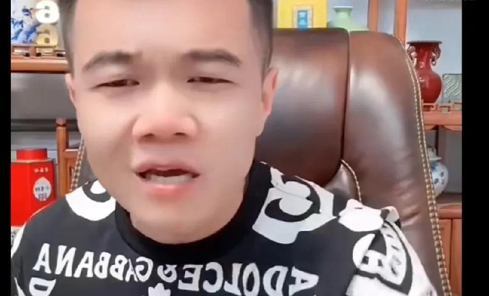 驴家小胖分析嫂家胡闹直播间两万人气！小胖点评胡闹直播间2