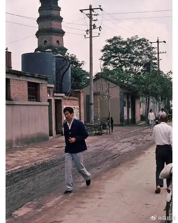 80年代的西安老照片。