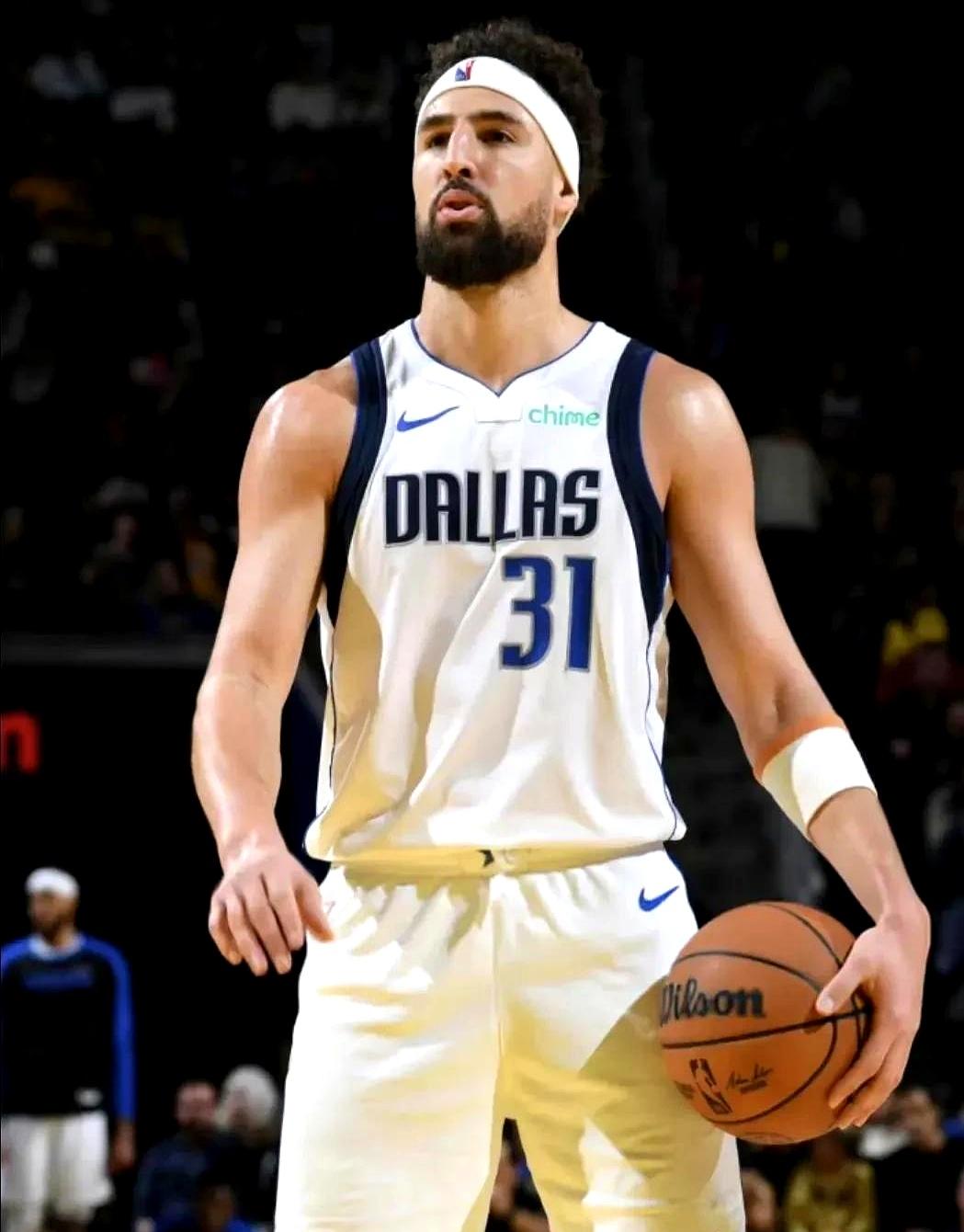 连续两场轰12记三分！汤神拼红眼，独行侠却跪到季后赛概率直接归0！3月5日怼