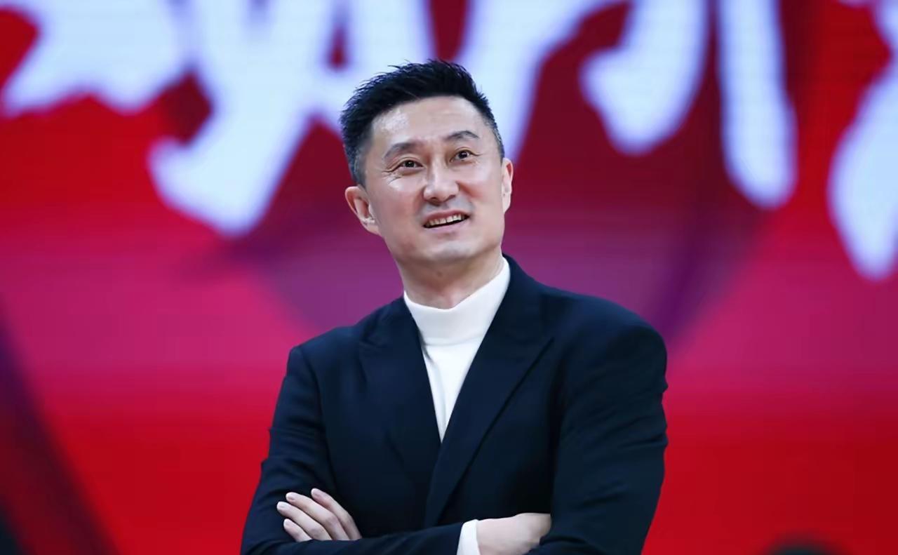 恭喜广东，徐杰霸气！徐杰带领小将对阵全主力应战的青岛队，全场比赛打完双方主教练都