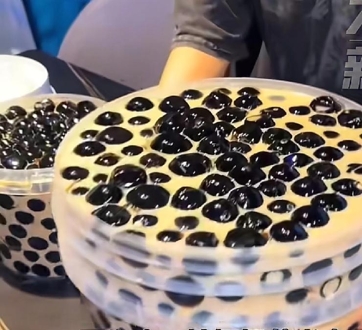 天天吃这些东西，无论年纪多大，都会出现问题浙江一位四年级小孩白天拿奶茶当水喝，