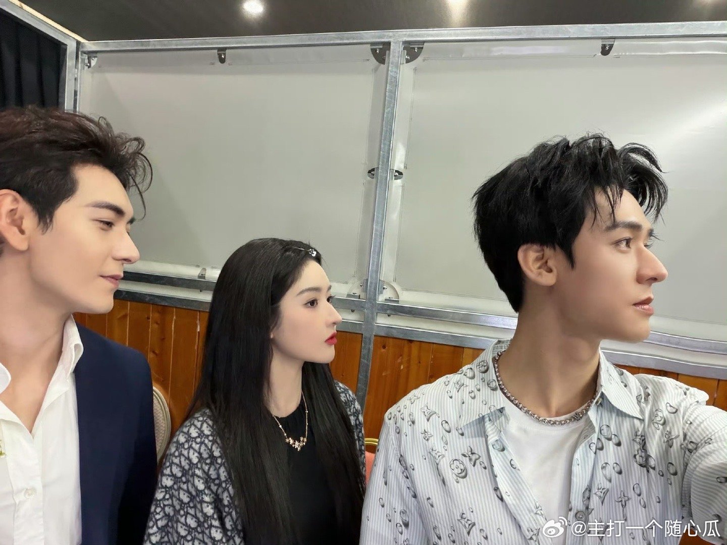 陈星旭，王玉雯，龚俊地球超新鲜三人组又见面了！​​​