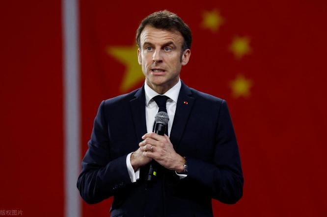 12月3日，日本《产经新闻》报道：日本政府已经通过外交渠道通知马克龙，让马克龙慎